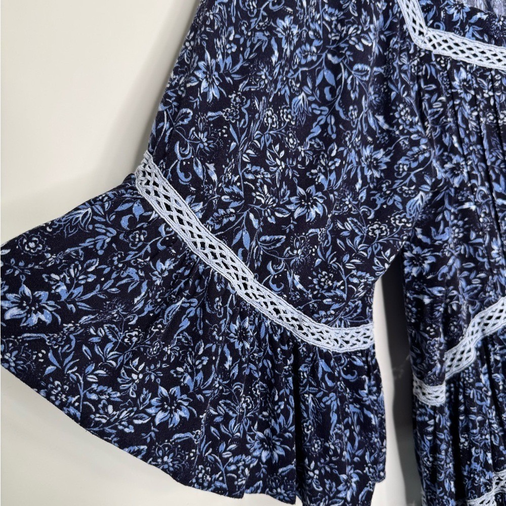 Free‎ People Womens Let's Talk About It Blue Floral Bell Sleeve Tunic Size M - Picture 6 of 10